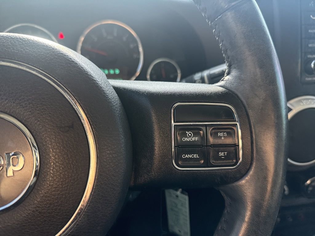 Used 2017 Jeep Wrangler Unlimited Sahara w/ Dual Top Group image 18