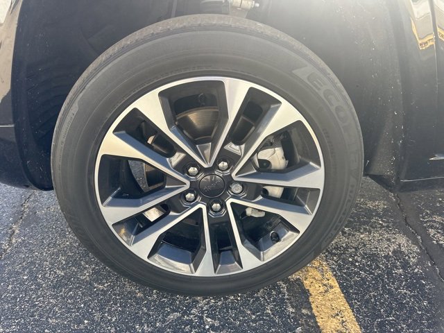 Used 2022 Jeep Grand Cherokee L Overland w/ Luxury Tech Group IV image 34