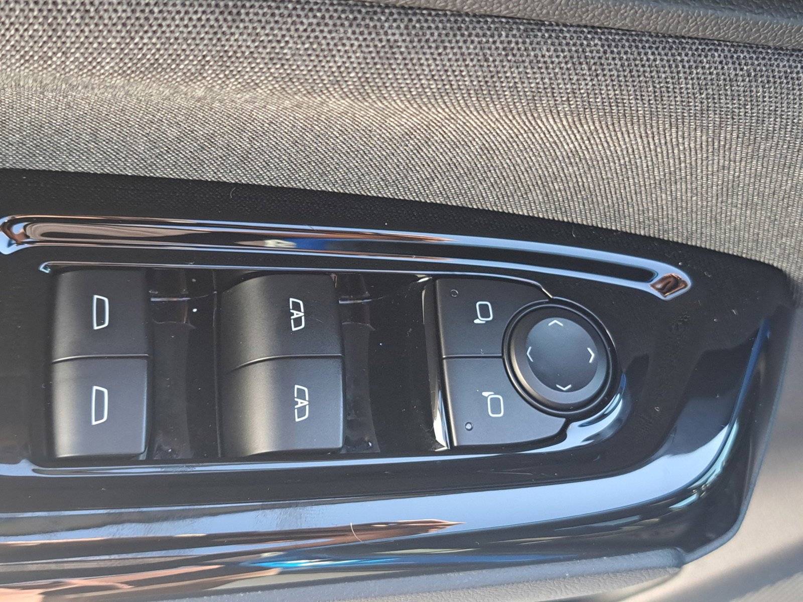 Used 2024 Honda Prologue EX image 14