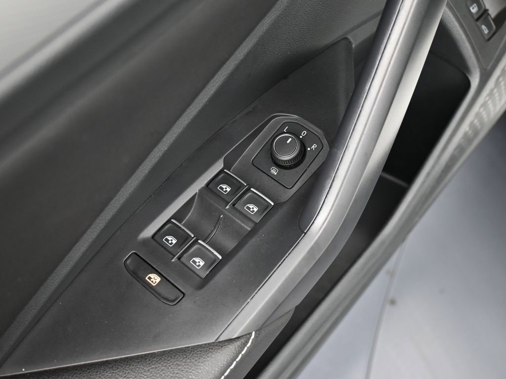 Used 2023 Volkswagen Jetta S image 16