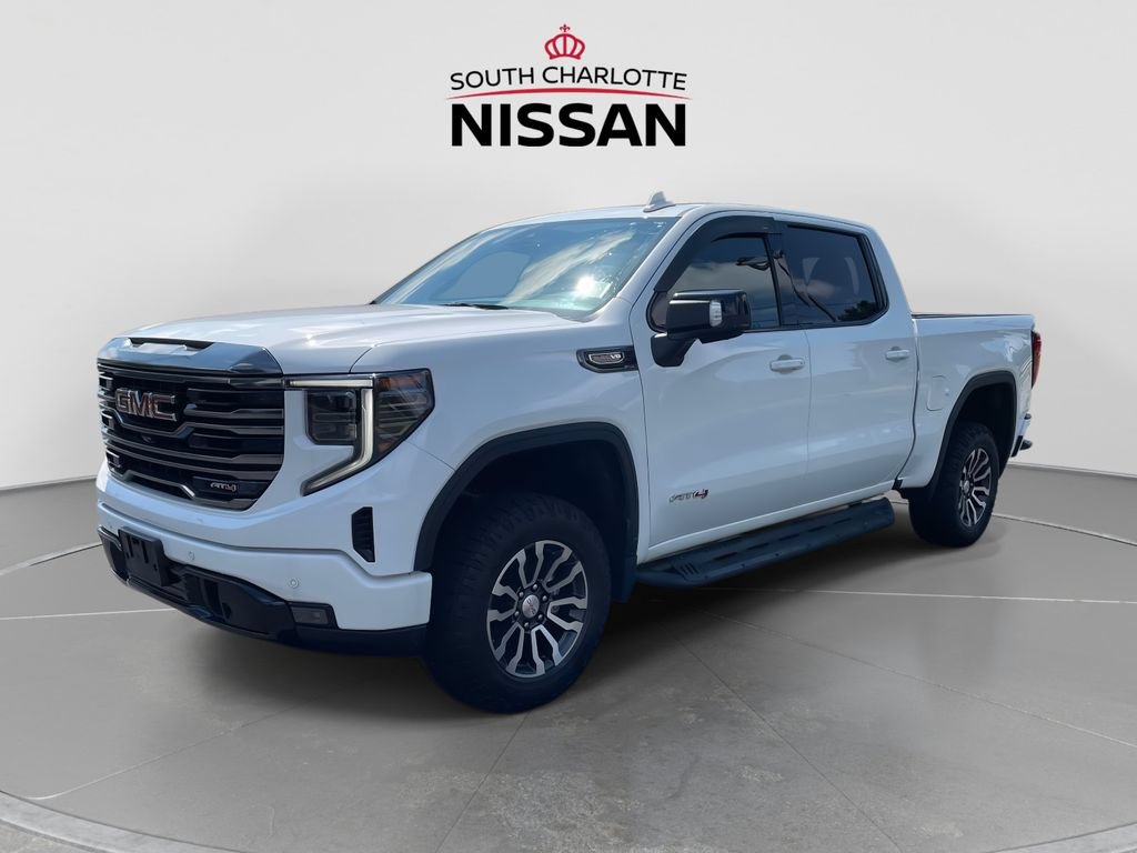 Used 2022 GMC Sierra 1500 AT4 w/ AT4 Premium Package AWD/4WD image 3