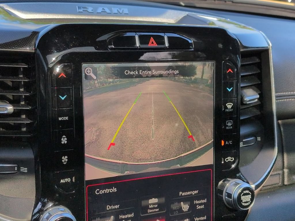 Used 2019 RAM 1500 Laramie AWD/4WD image 19