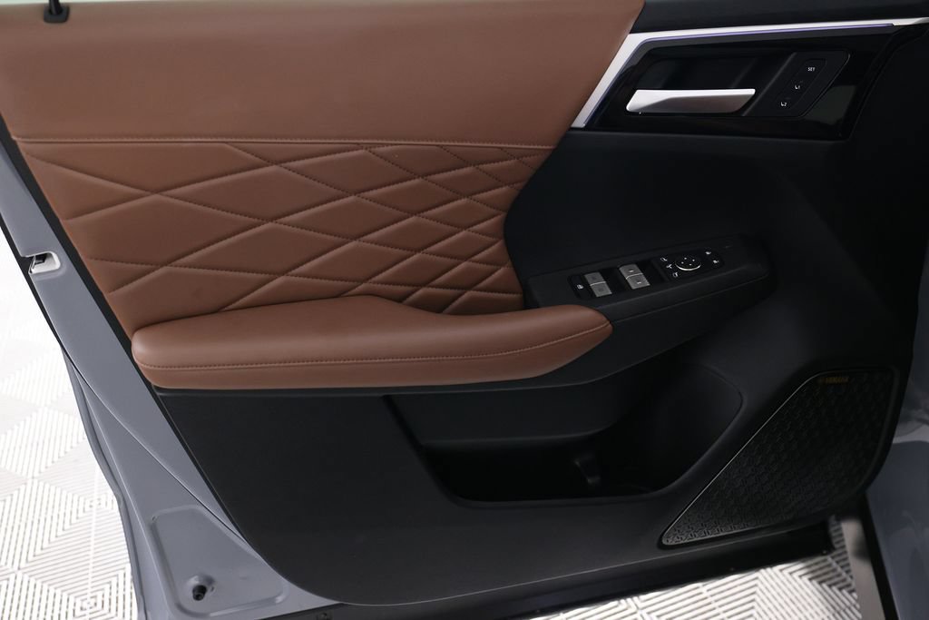Used 2025 Mitsubishi Outlander SEL FWD image 18