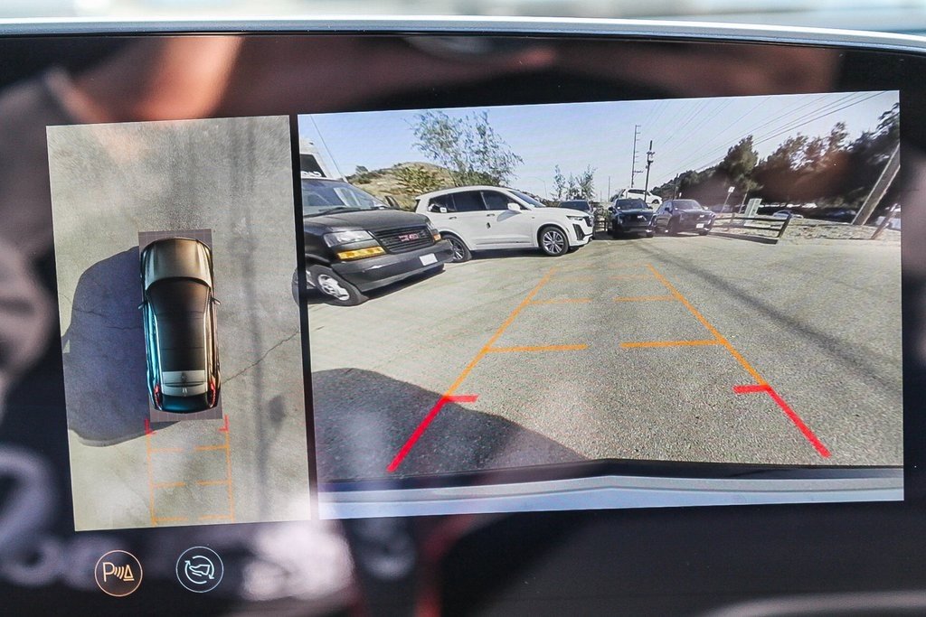 New 2025 Cadillac Lyriq Sport image 27