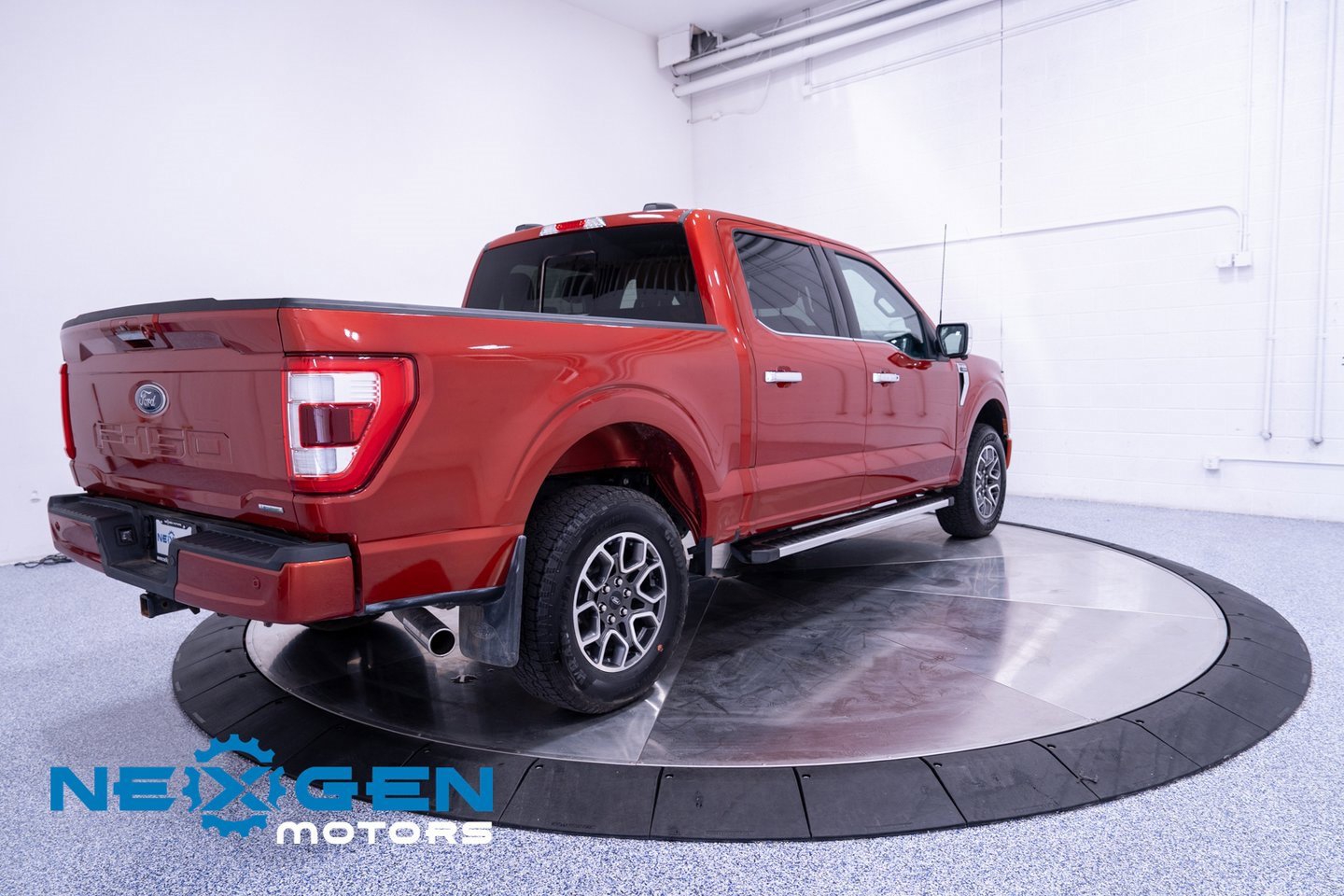 Used 2023 Ford F150 Lariat w/ Trailer Tow Package image 36