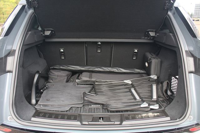 Used 2022 Land Rover Range Rover Evoque R-Dynamic S image 12