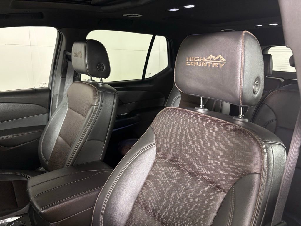 Used 2023 Chevrolet Traverse High Country w/ LPO, Floor Liner Package image 20