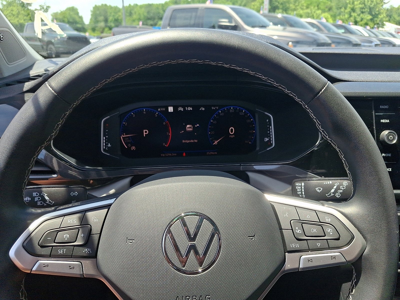 Used 2023 Volkswagen Taos SEL AWD/4WD image 21