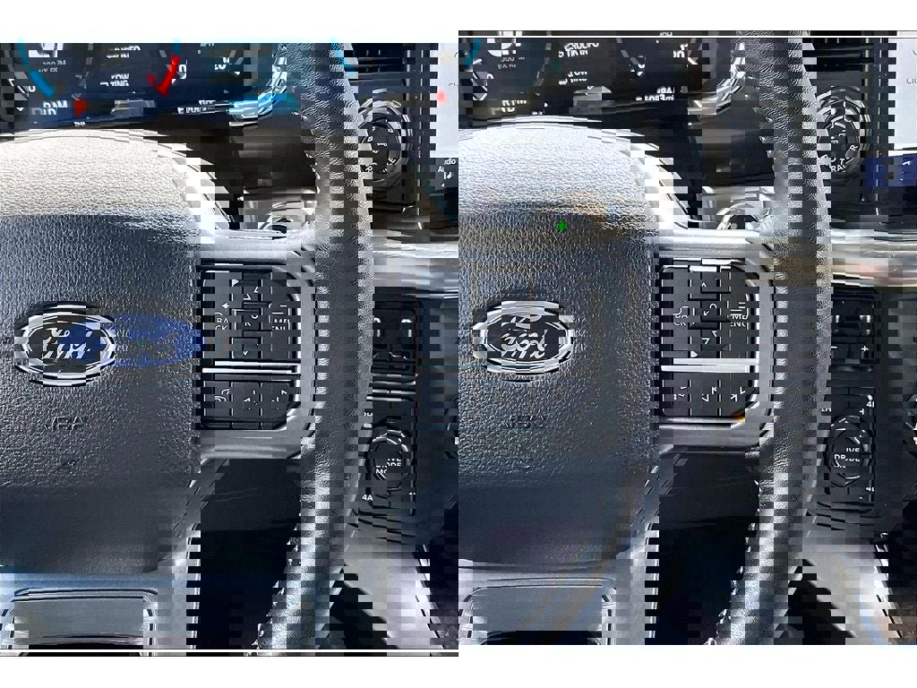 Used 2022 Ford F150 Lariat w/ Equipment Group 502A High AWD/4WD image 22