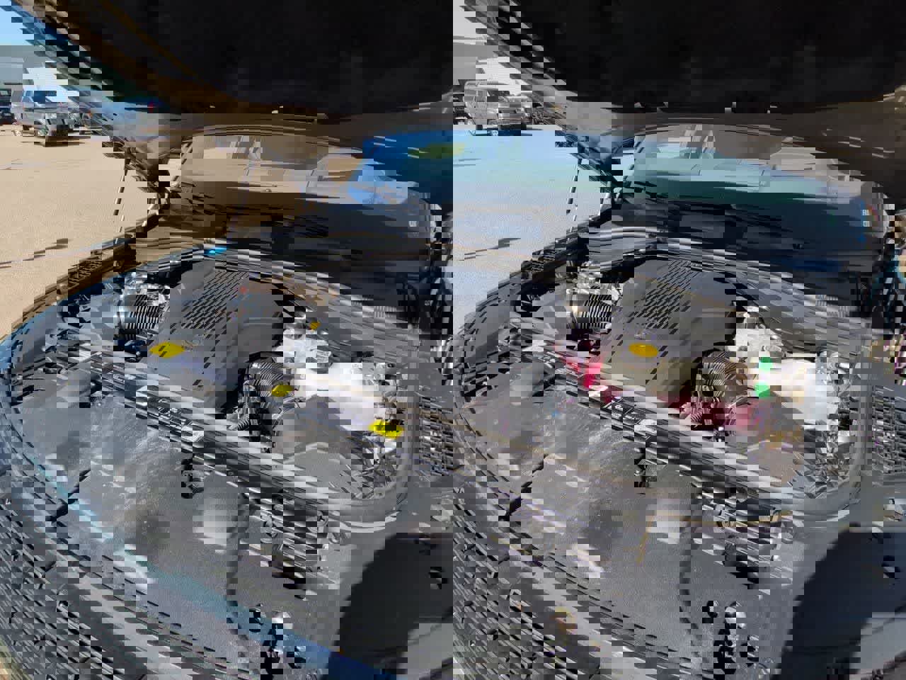 New 2026 Land Rover Range Rover Long Wheelbase SE image 14