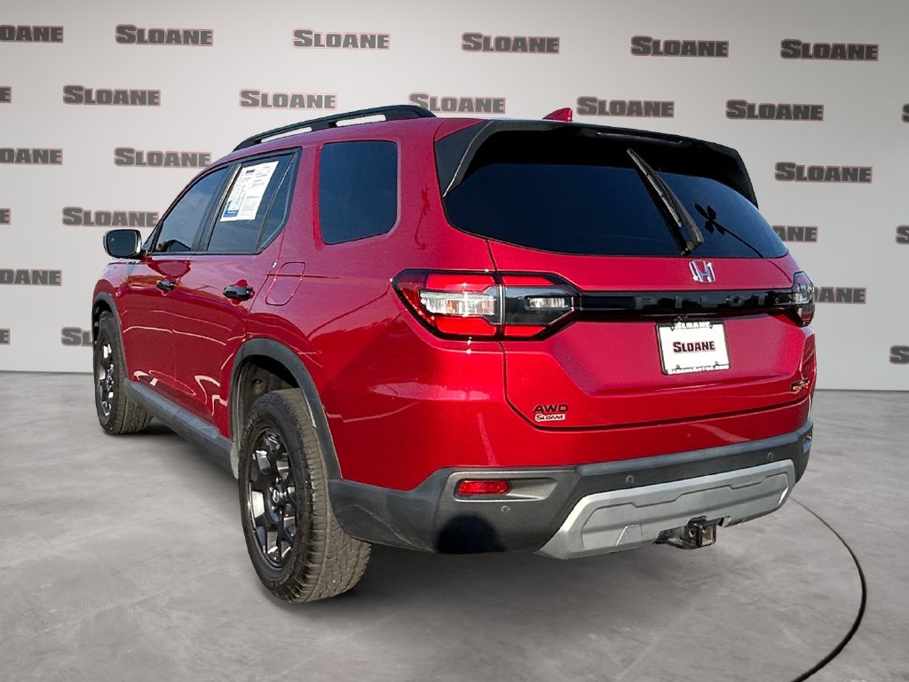 Used 2023 Honda Pilot TrailSport image 3