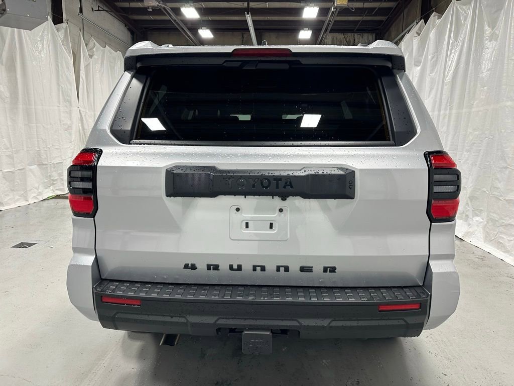 Used 2025 Toyota 4Runner SR5 image 6