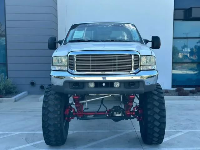 Used 2004 Ford F350 Lariat AWD/4WD image 3