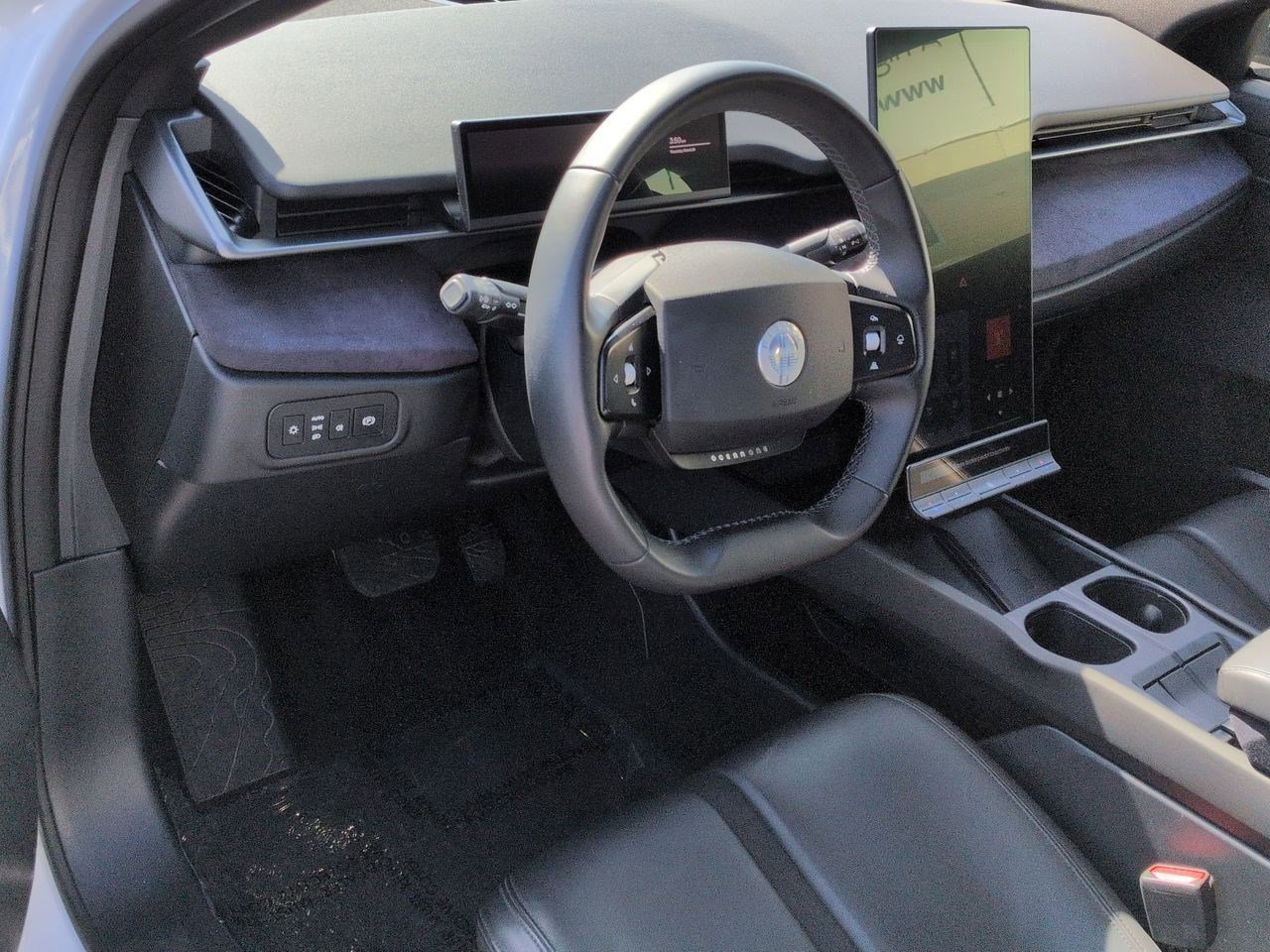Used 2023 Fisker Ocean One image 9
