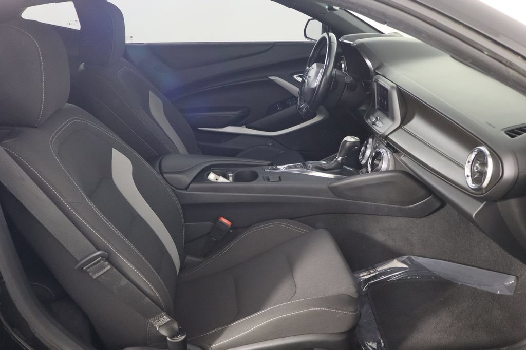 Used 2020 Chevrolet Camaro LS RWD image 11