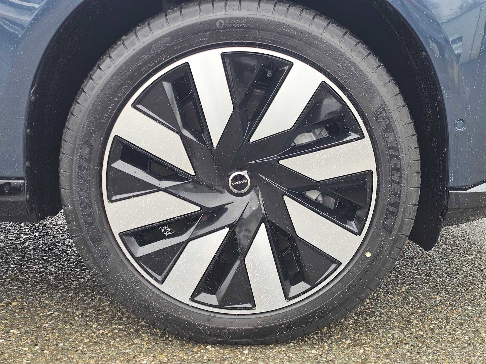 New 2026 Volvo EX90 Ultra image 9