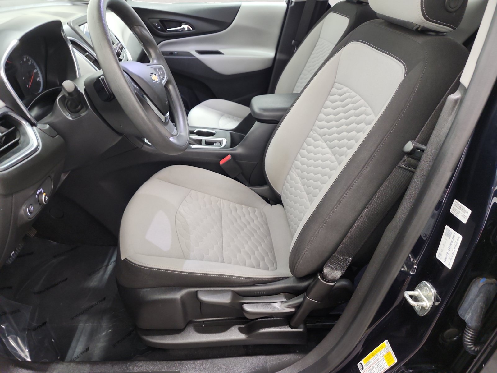 Used 2021 Chevrolet Equinox LS AWD/4WD image 9