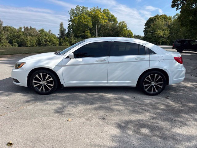 Used 2014 Chrysler 200 Touring w/ 200 S Group FWD image 4