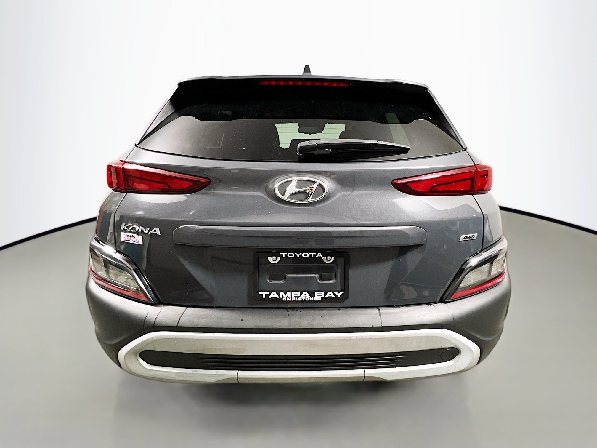 Used 2023 Hyundai Kona SEL w/ Cargo Package image 6
