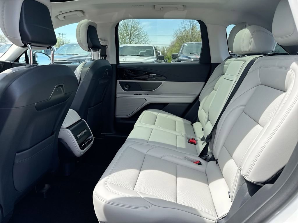 New 2026 Lincoln Nautilus Premier w/ Equipment Group 102A AWD/4WD image 24