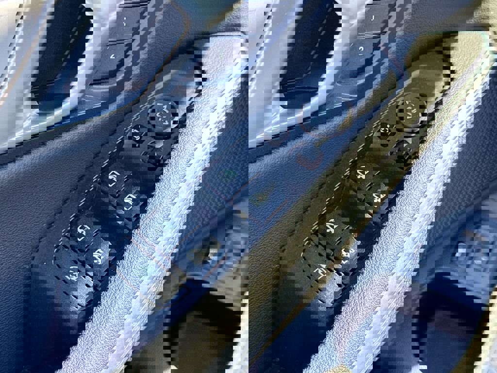 Used 2022 BMW 330e 330e iPerformance w/ M Sport Package image 14