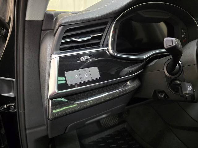 Used 2023 Audi Q7 3.0T Premium Plus AWD/4WD image 21