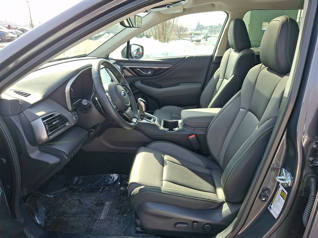 Certified 2025 Subaru Outback Onyx Edition AWD/4WD image 15