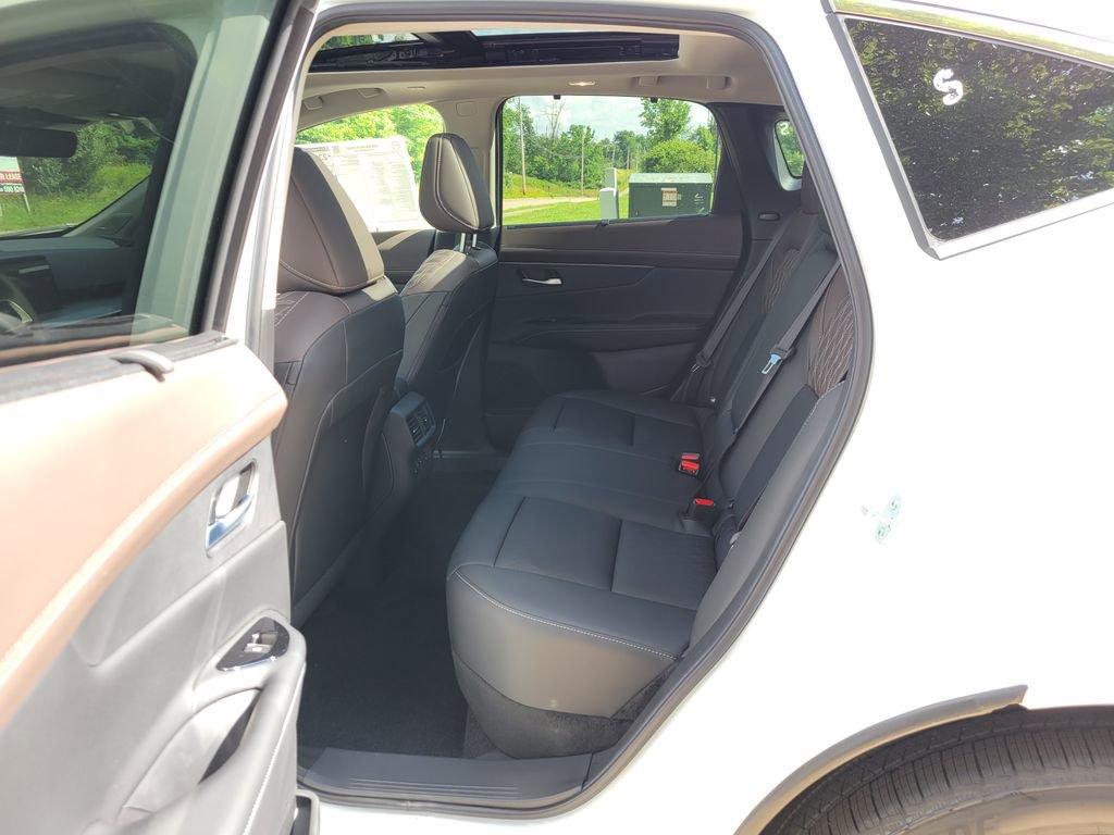 New 2026 Nissan Murano Platinum w/ Cargo Package AWD/4WD image 12