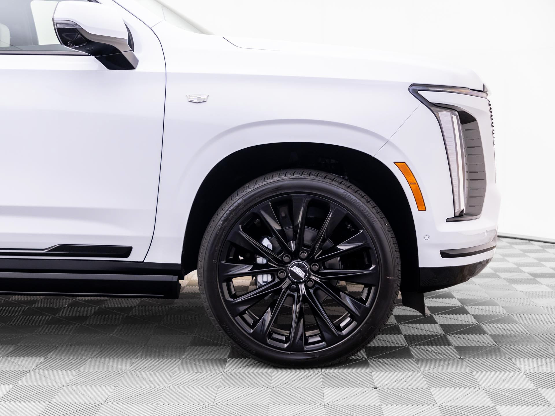 New 2027 Cadillac Escalade Platinum Sport w/ LPO, ONYX Package AWD/4WD image 34