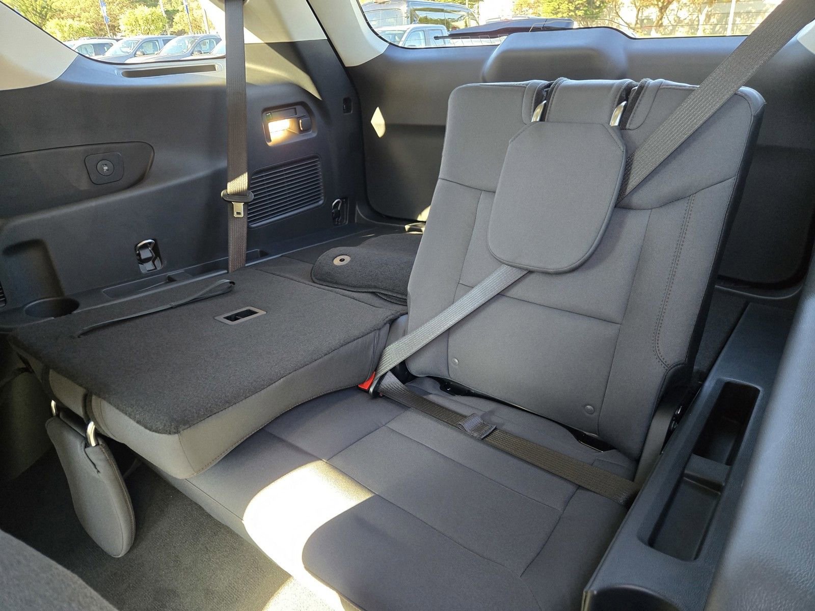 New 2026 Ford Explorer Active image 7