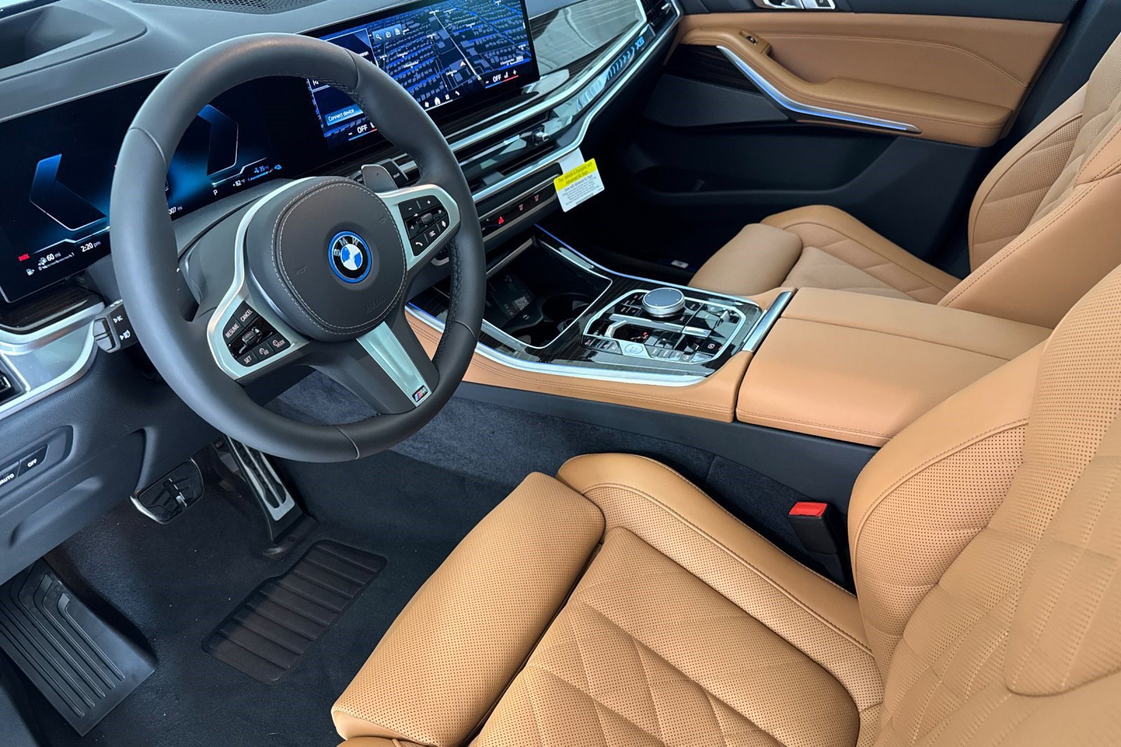 New 2026 BMW X5 xDrive50e w/ M Sport Package AWD/4WD image 4