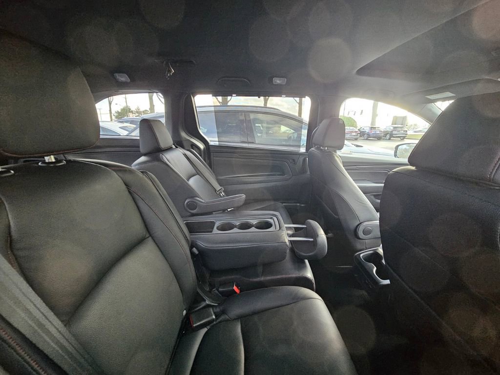Used 2023 Honda Odyssey Sport image 9