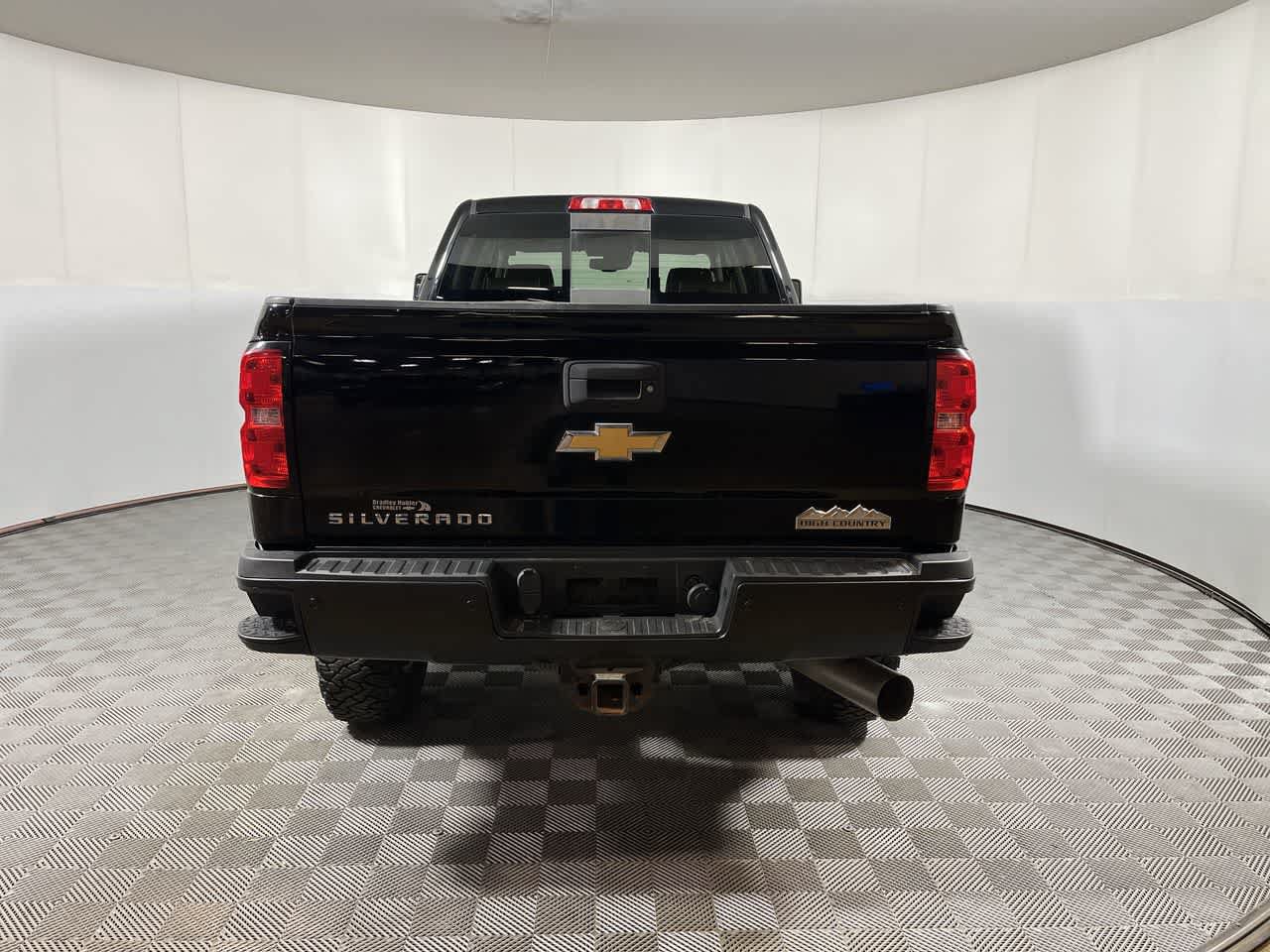 Used 2017 Chevrolet Silverado 3500 High Country w/ Duramax Plus Package AWD/4WD image 7