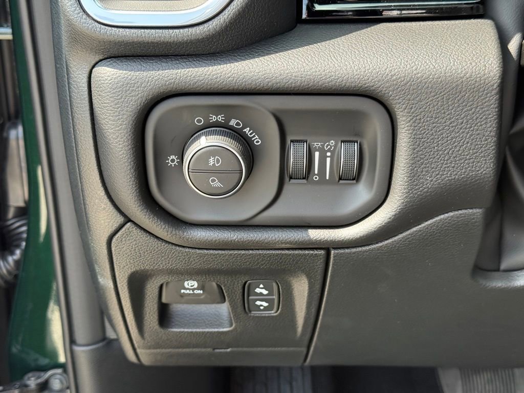 New 2026 RAM 1500 Laramie w/ Night Edition AWD/4WD image 20