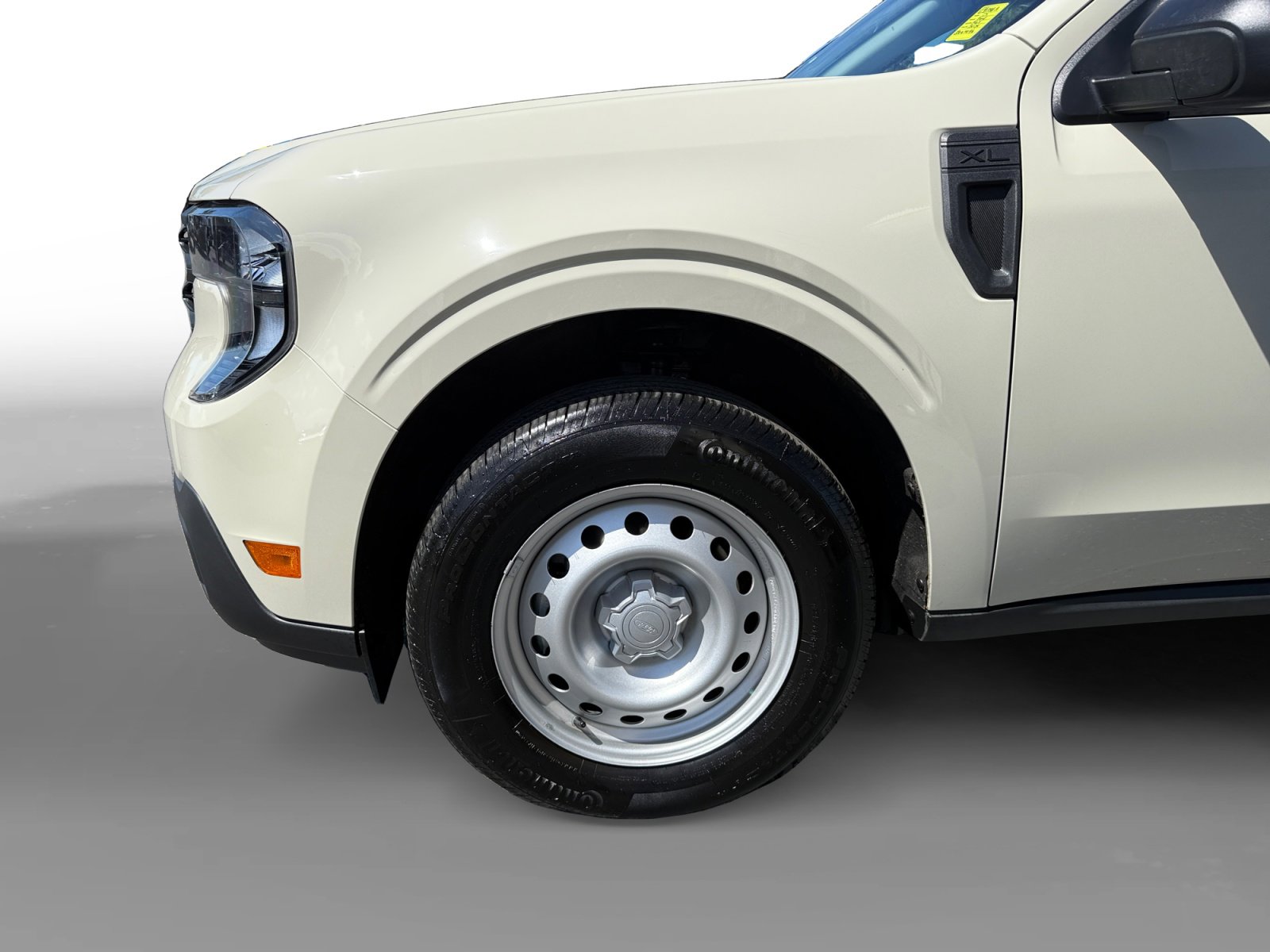 Used 2025 Ford Maverick XL image 9