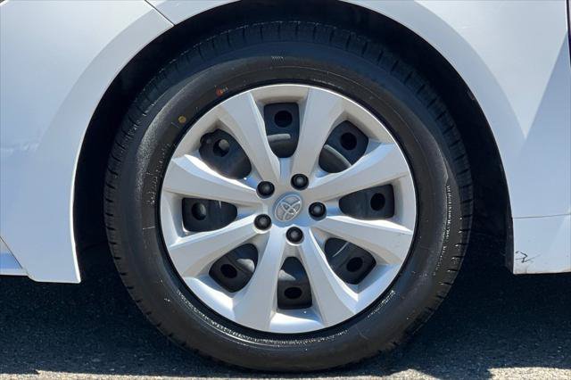 Certified 2023 Toyota Corolla LE FWD image 28