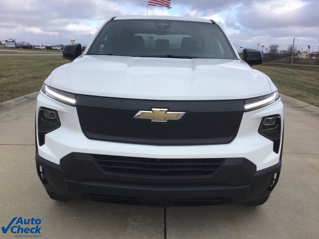 Used 2024 Chevrolet Silverado EV W/T image 11