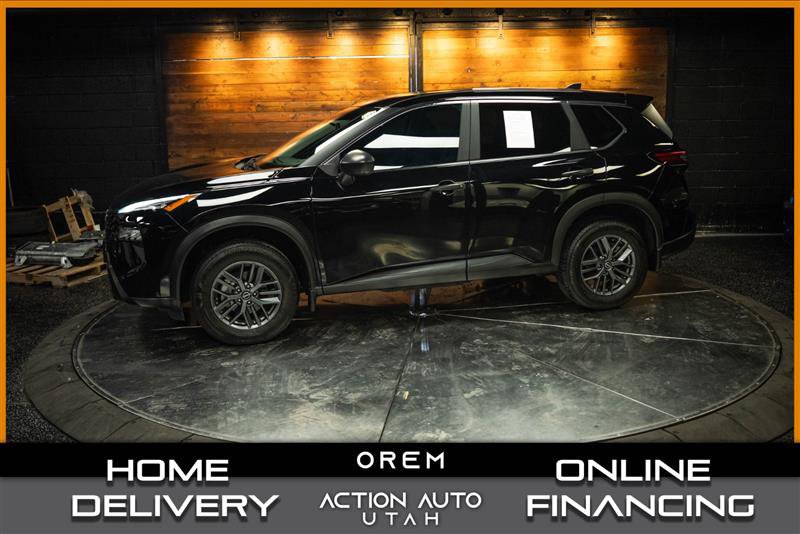 Used 2024 Nissan Rogue S FWD image 1
