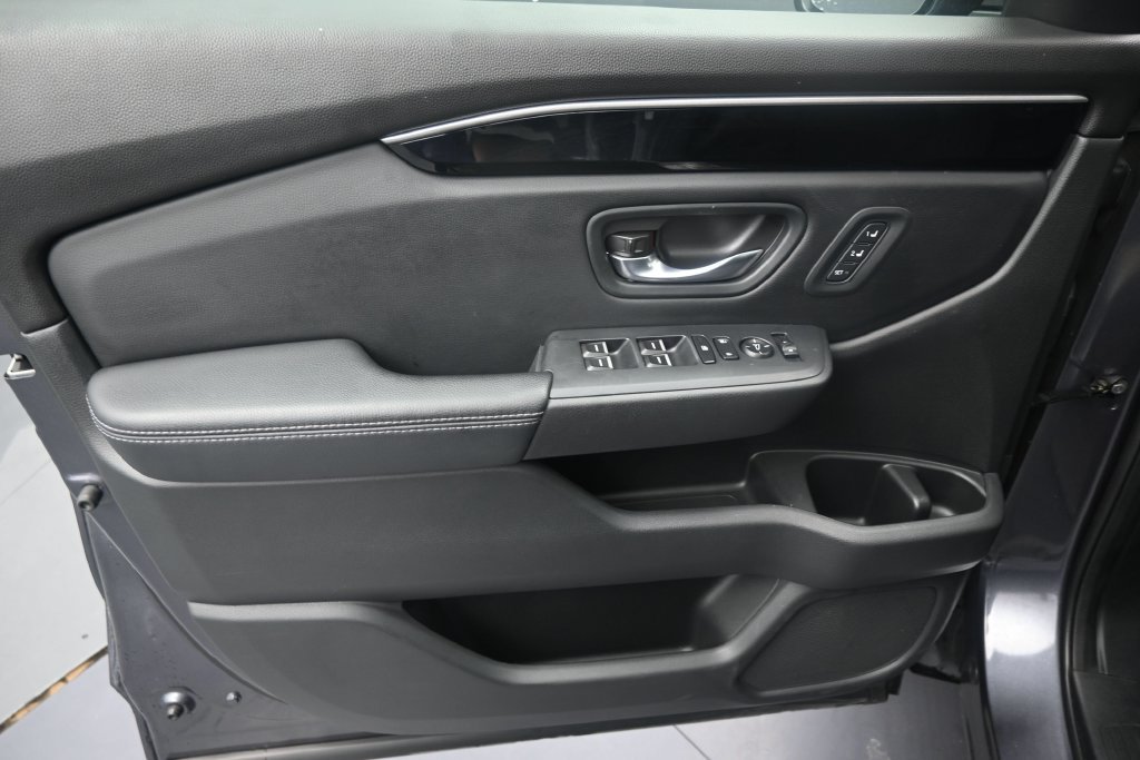 Used 2023 Honda Pilot EX-L image 10