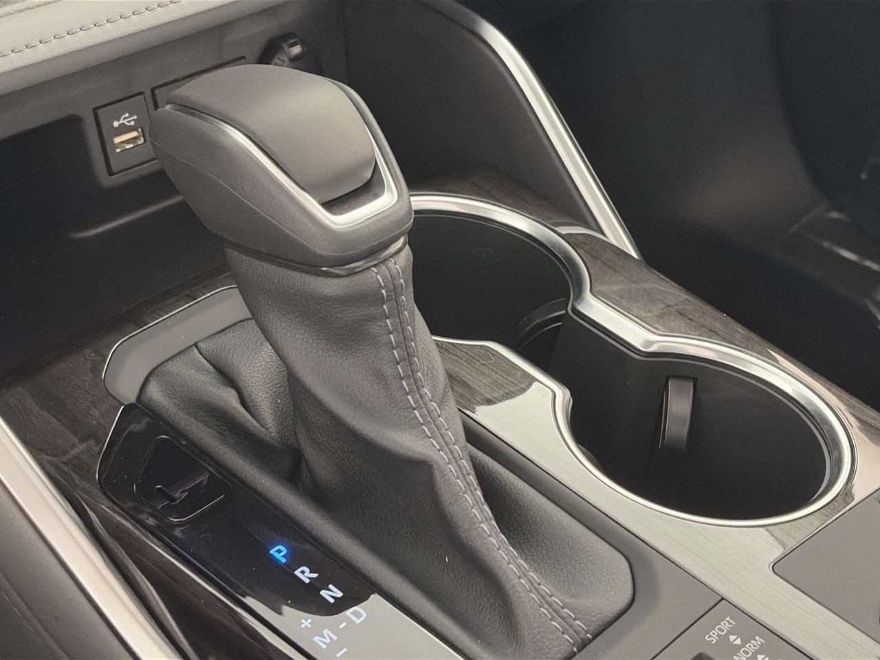 New 2026 Toyota Highlander Limited AWD/4WD image 15