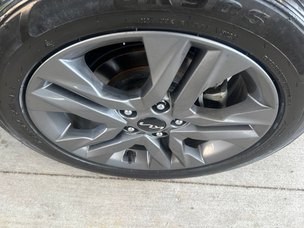 Certified 2023 Kia Seltos S w/ Navigation Package AWD/4WD image 44