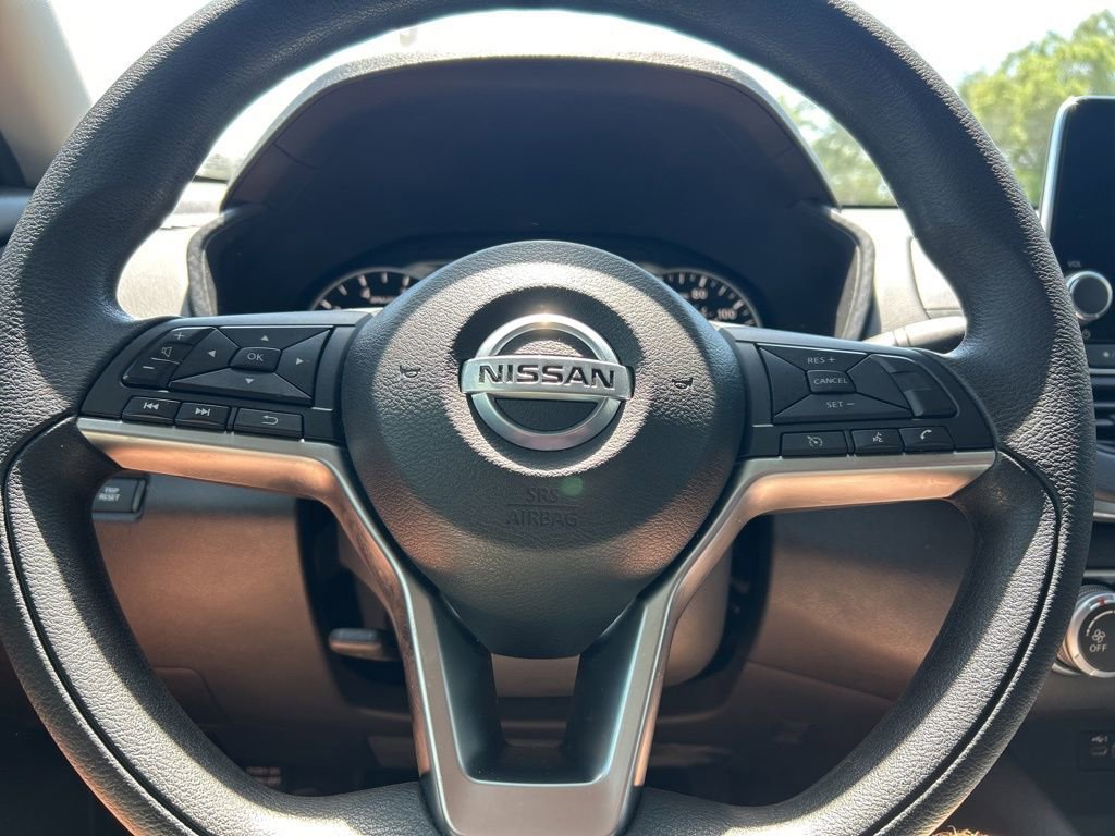 Used 2022 Nissan Altima 2.5 SV FWD image 24