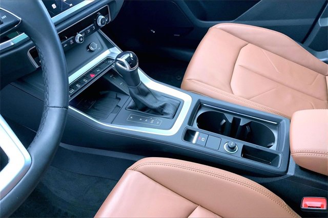 Certified 2025 Audi Q3 2.0T Premium Plus w/ Premium Plus Package image 17