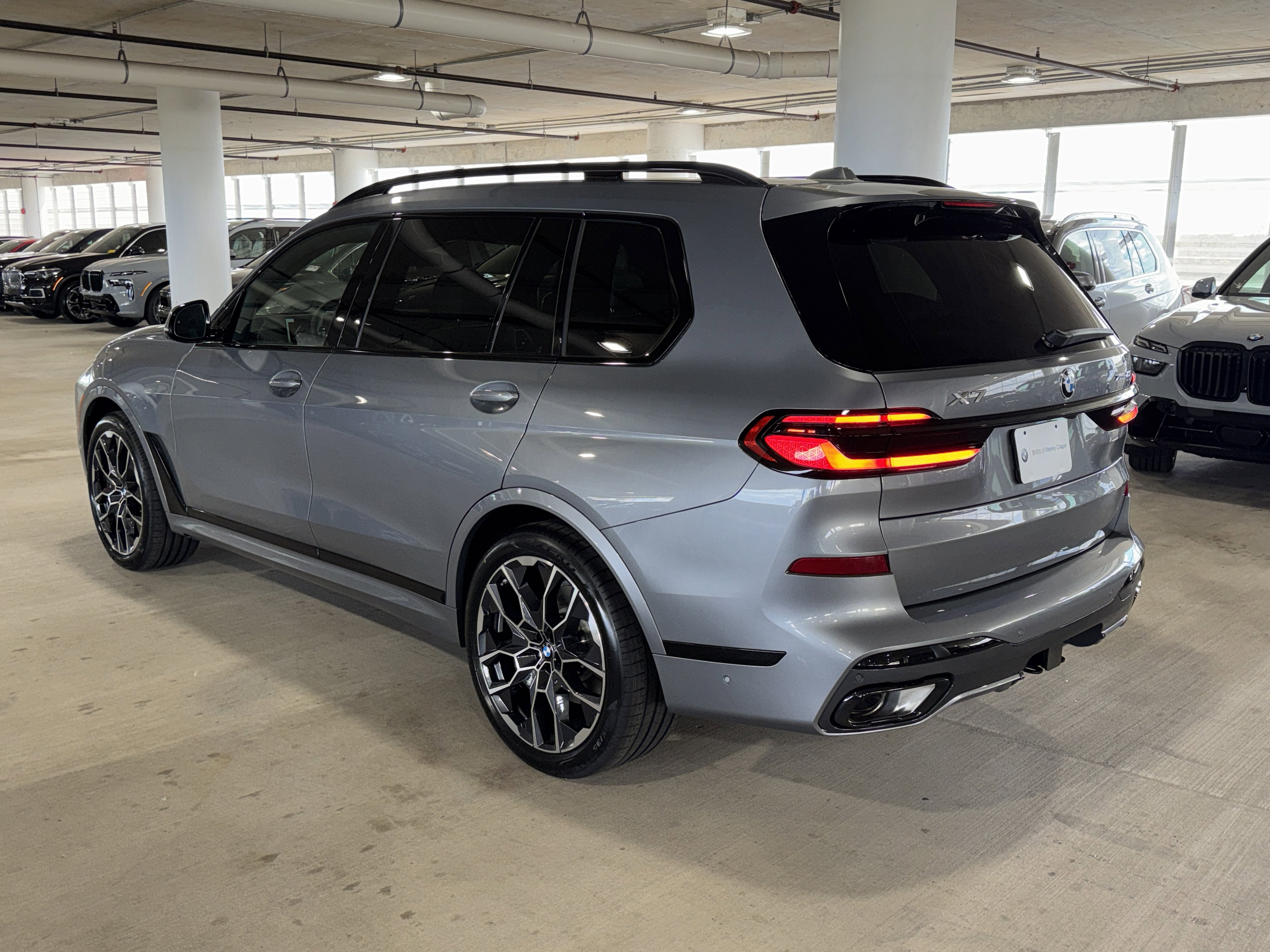 New 2026 BMW X7 xDrive40i w/ M Sport Package image 5