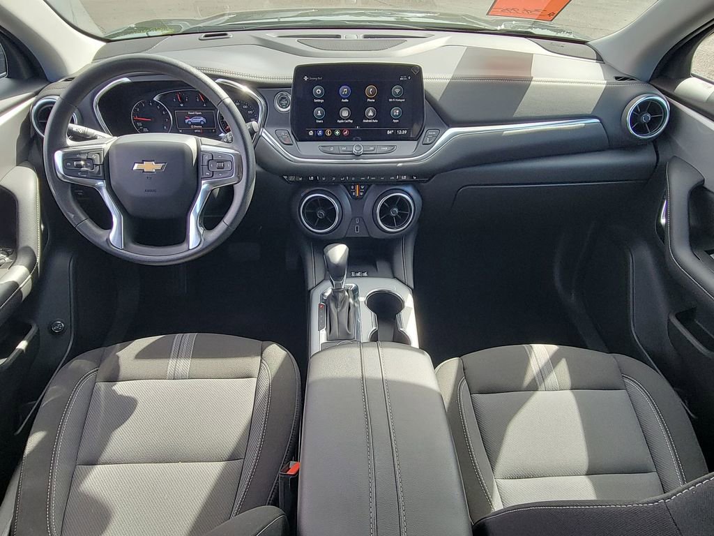 Used 2025 Chevrolet Blazer LT w/ Convenience Package image 19