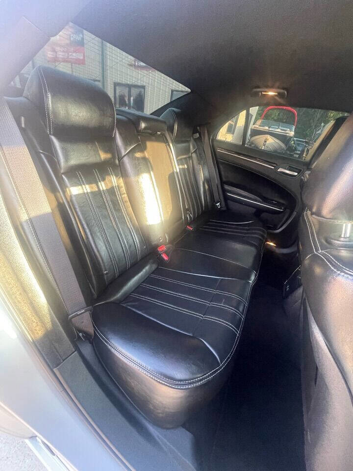 Used 2021 Chrysler 300 S RWD image 16
