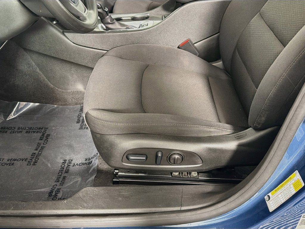Used 2024 Chevrolet Malibu LT FWD image 18