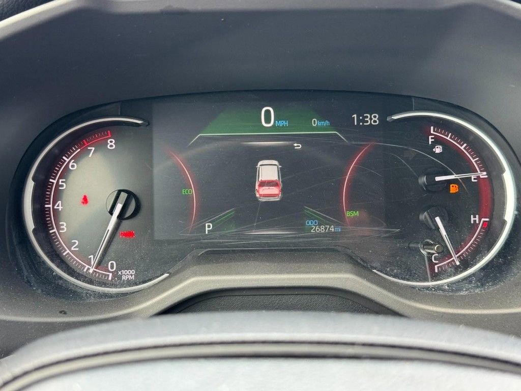 Used 2025 Toyota RAV4 XLE image 19
