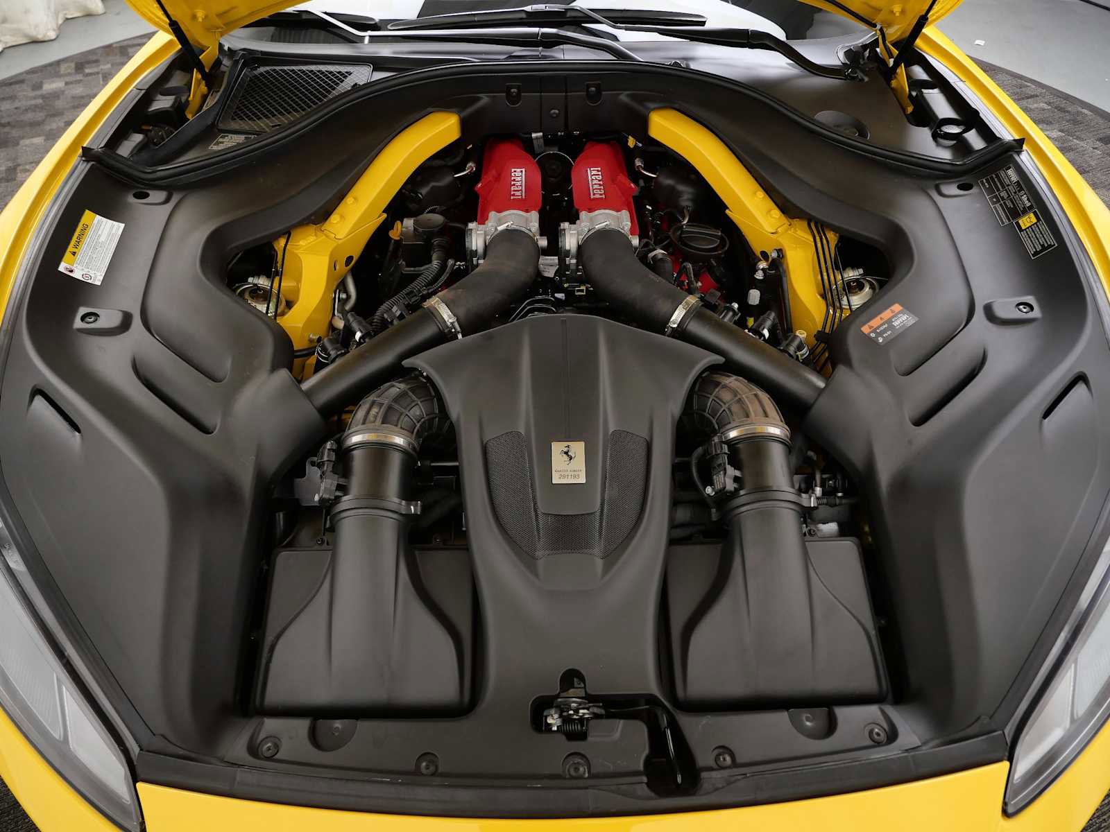 Certified 2023 Ferrari Portofino M image 33