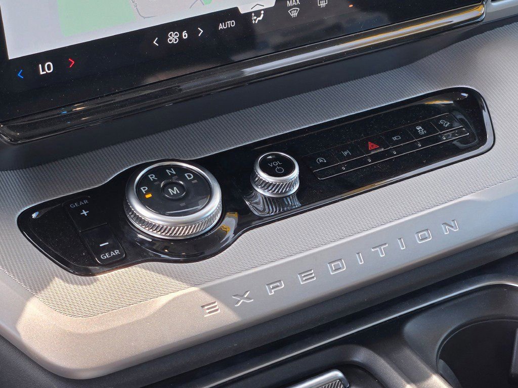 New 2025 Ford Expedition Max Active AWD/4WD image 30